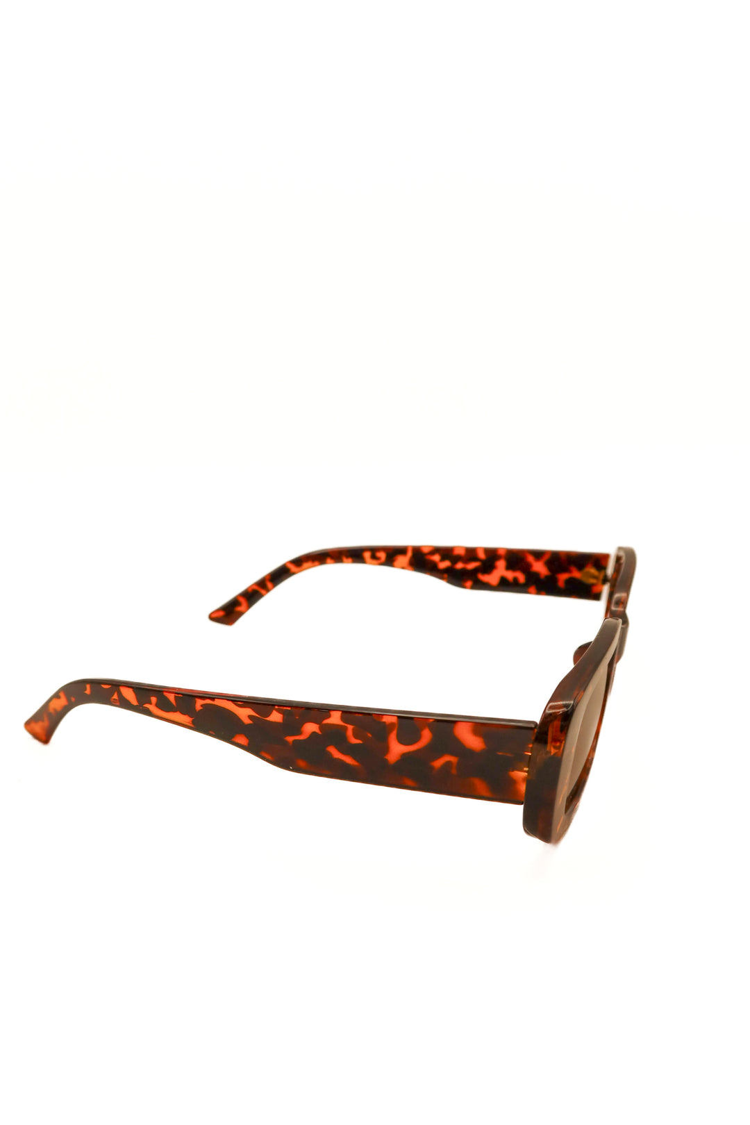 Brown tortoise rectangular sunglasses