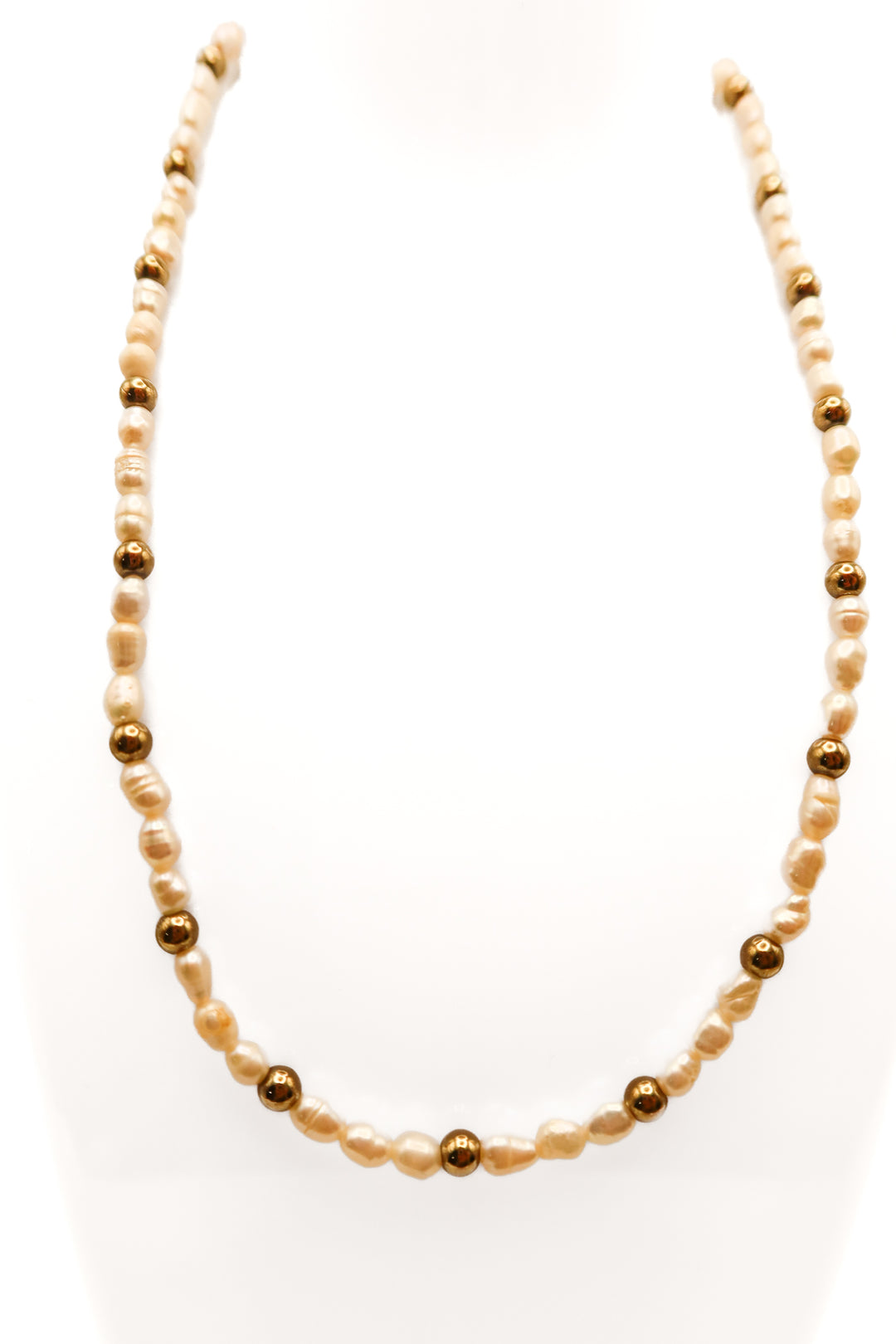 Pearl/gold ball beaded necklace