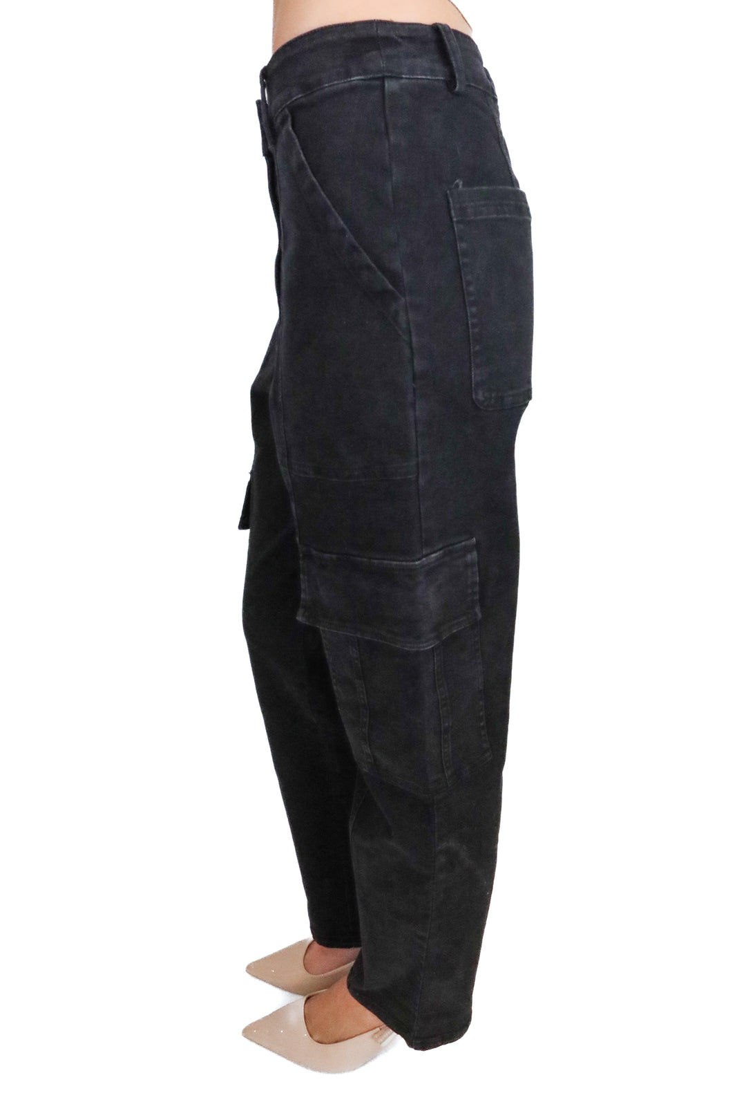 skies are blue black cargo straight leg jeans (xs; retail $89)