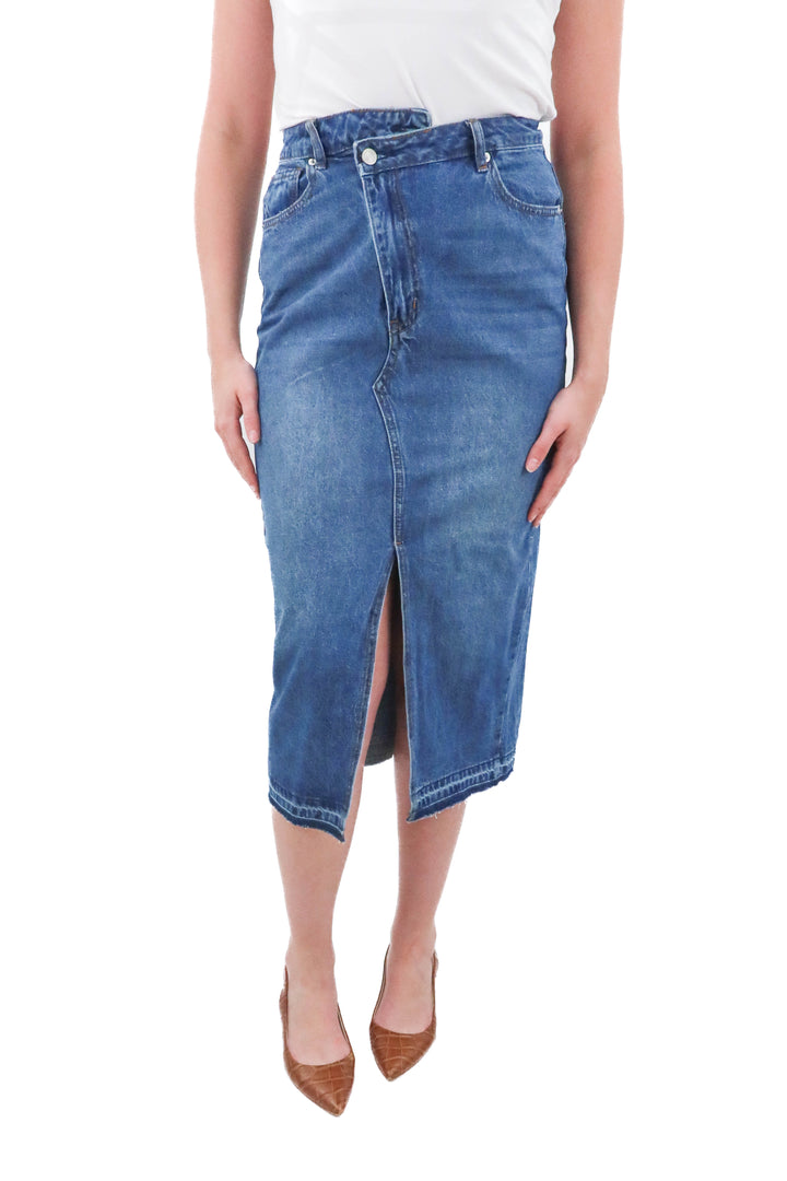just fab dark wash denim midi skirt (30; retail $60)