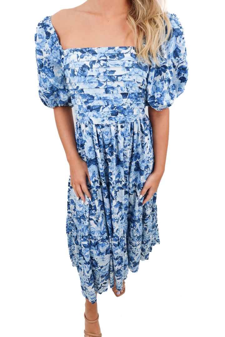 abercrombie & fitch blue floral maxi dress (s)