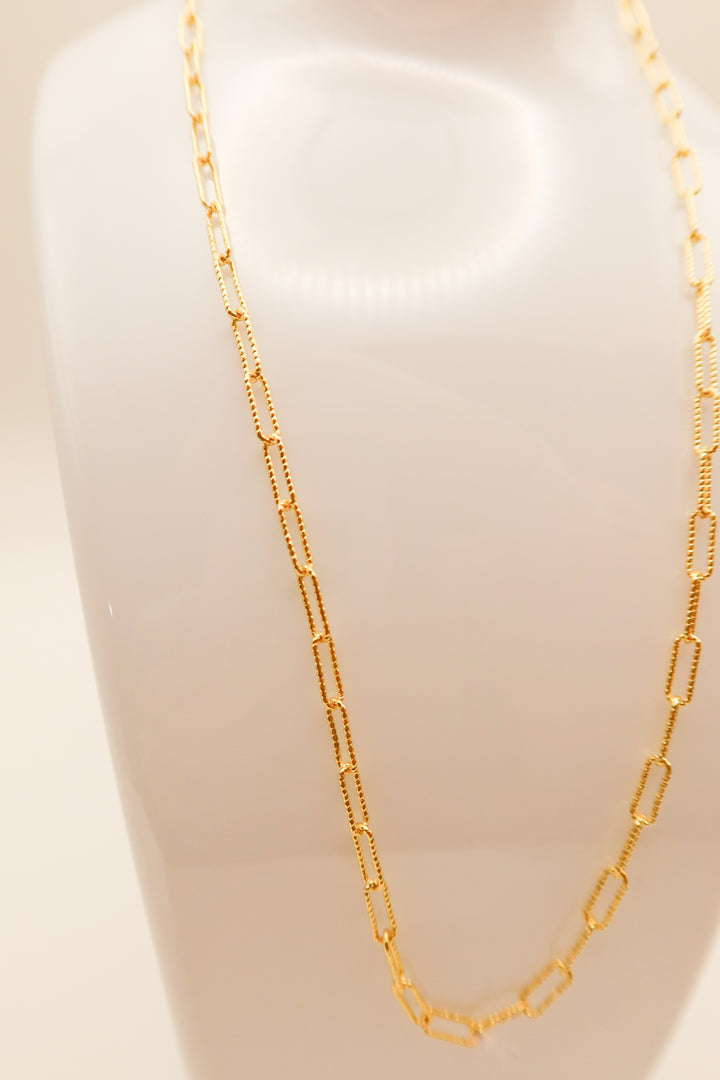 SOLD: Gorjana gold chain link necklace (retail $80)