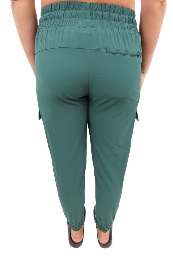 all in motion green joggers (m)