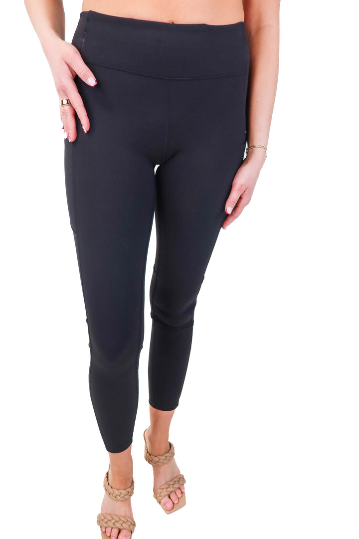 Lululemon black pocket leggings (s*)