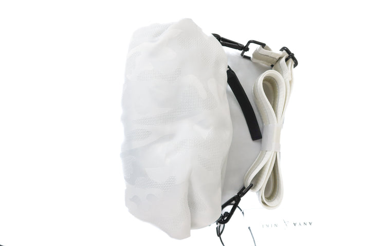 Anya & Niki white belt bag NWT (retail $150)