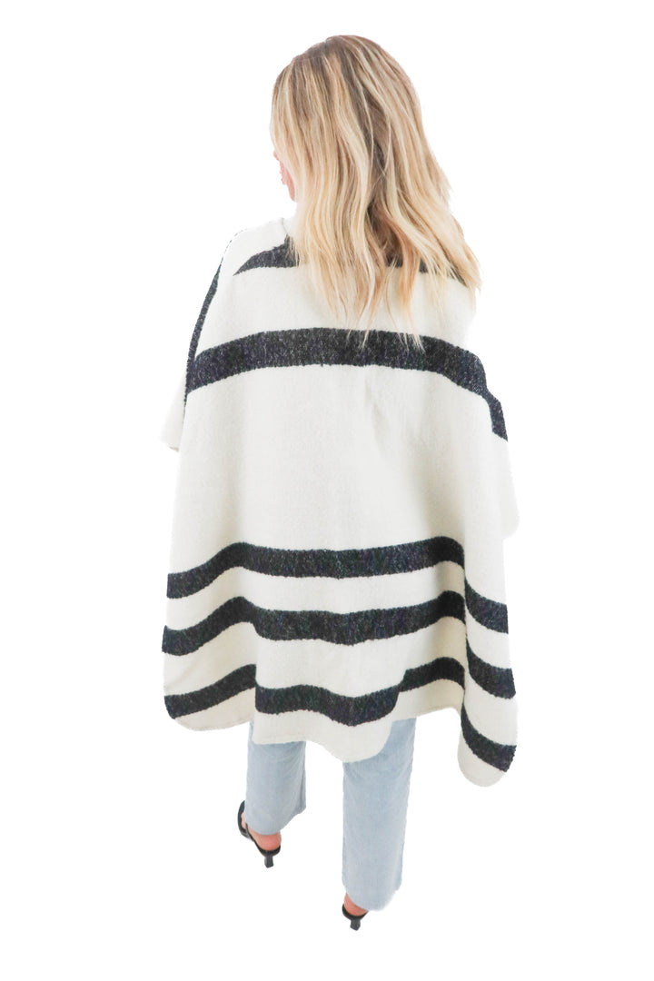 alice + olivia black and white shaw (s; retail $595)