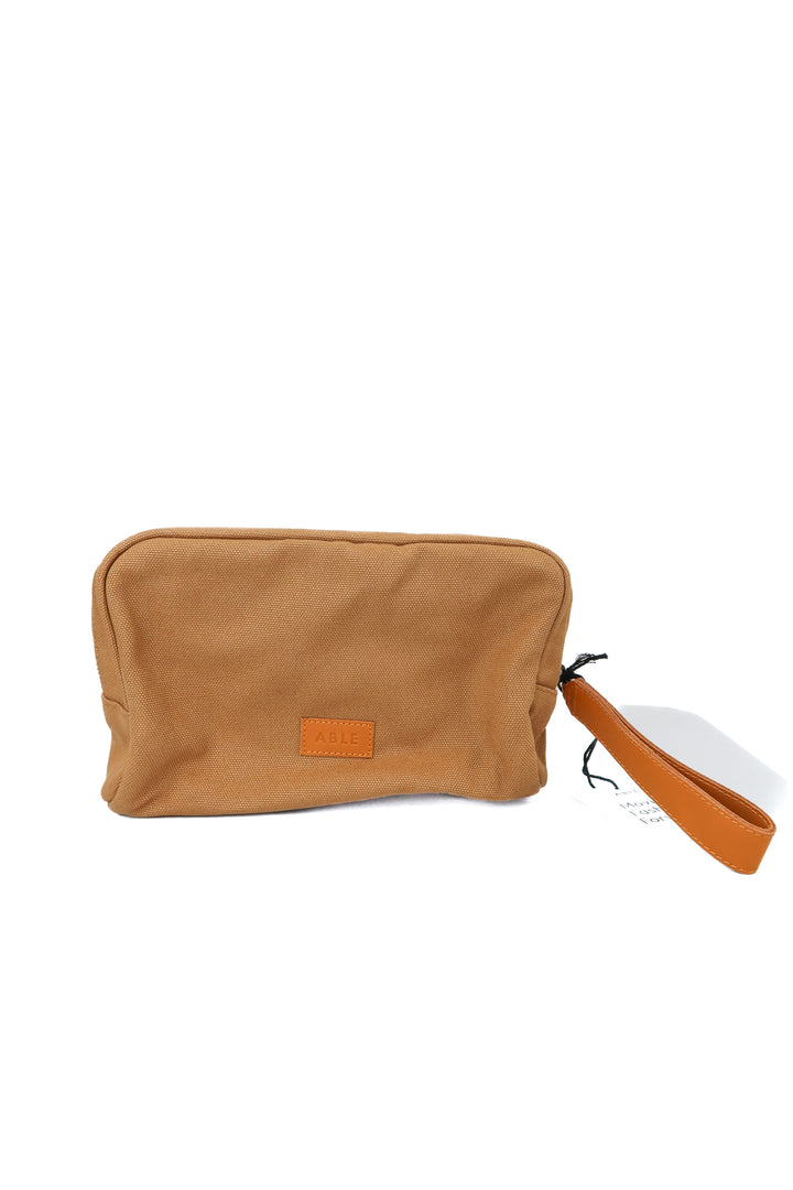Able canvas doc kit NWT (retail $88)