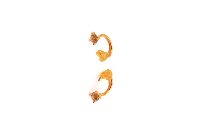 Gold mini diamond stud