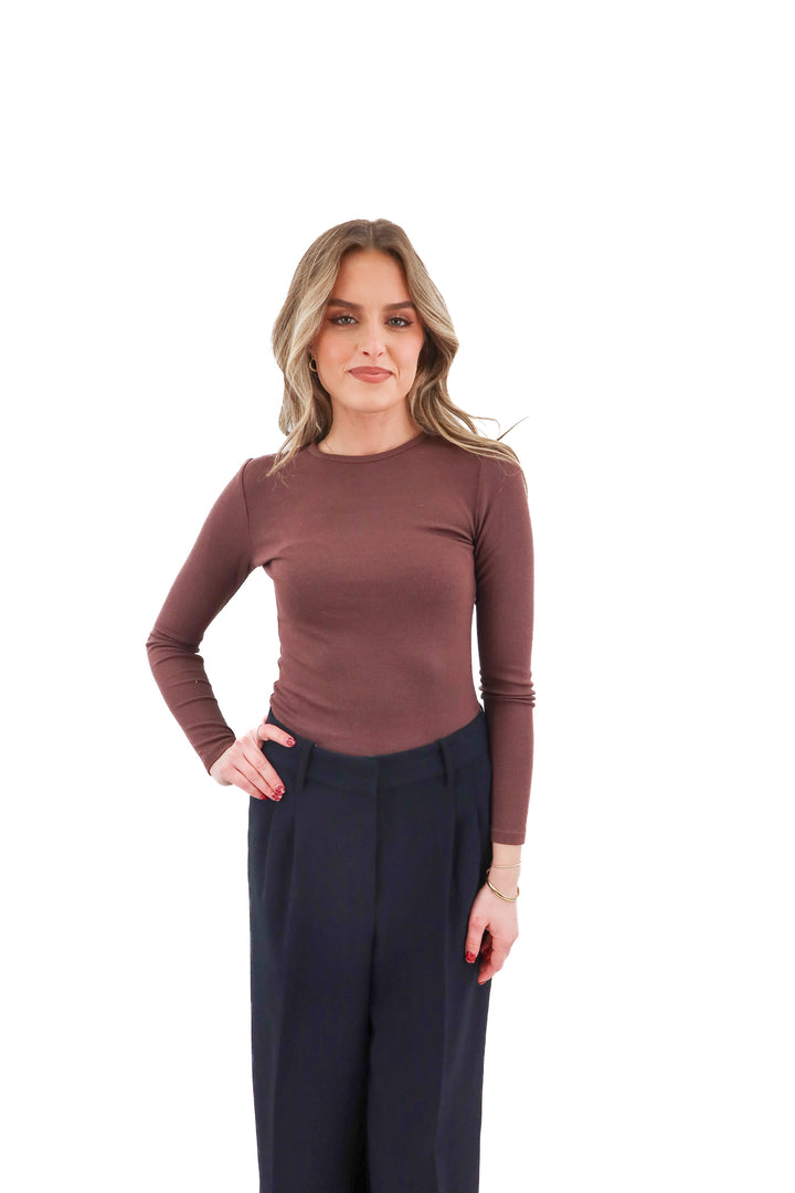nuuds dark brown ribbed long sleeve (s)