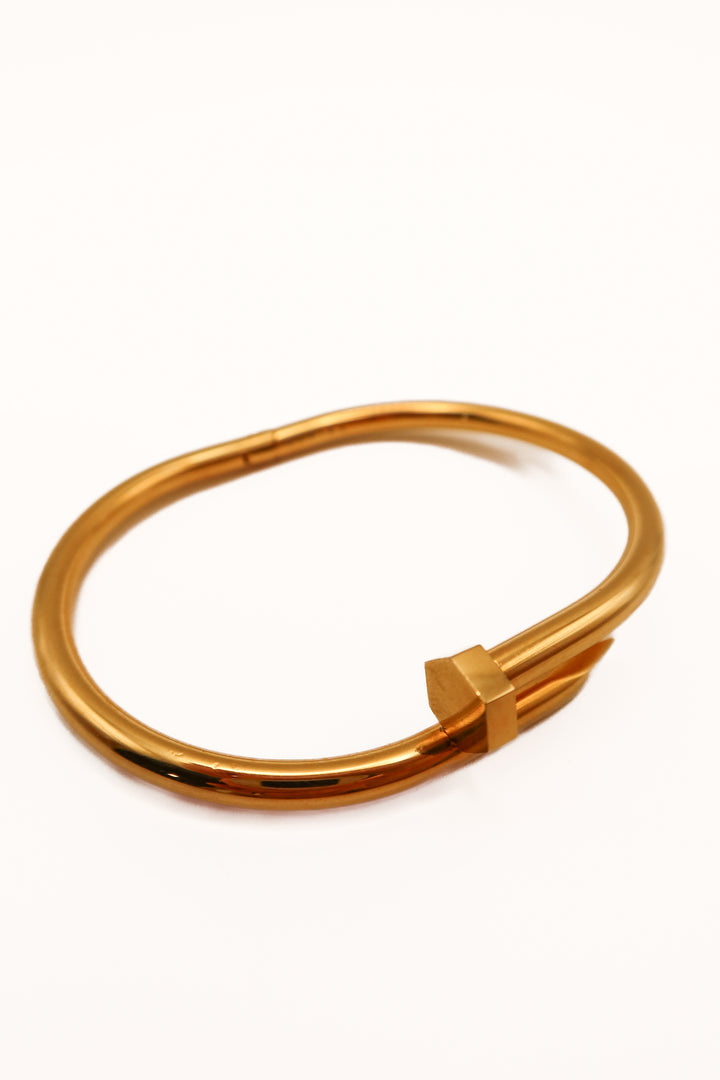 Sahira gold nail bracelet