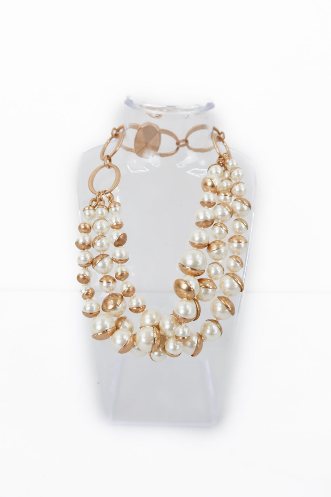 rose gold/pearl layered necklace