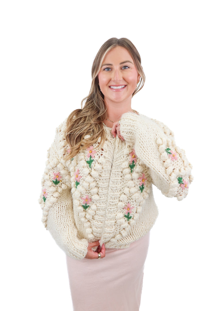 Cream flower Cardigan (S/M)