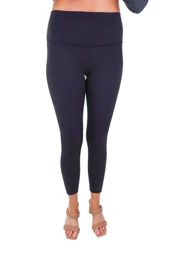 Lululemon black leggings (s*)