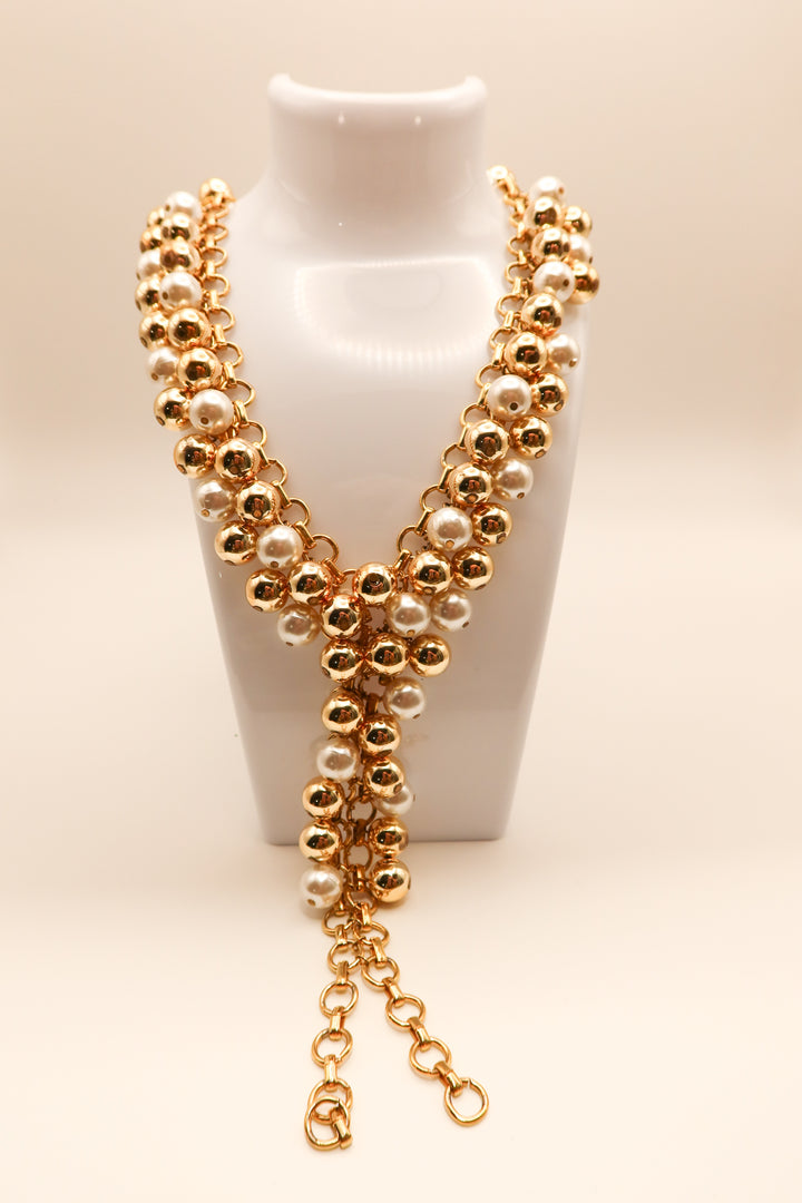 Chunky gold/pearl ball necklace