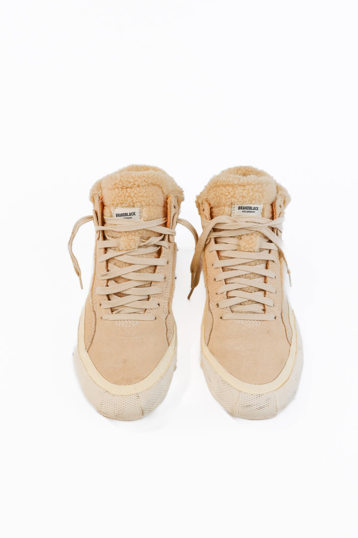 Vibram tan Sherpa sneaker (9; retails for $120)