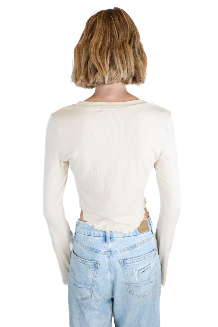 grey bandit cream long sleeve crop top (s)