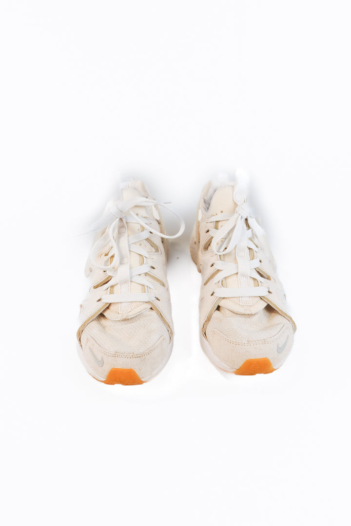 Nike air max cream sneakers (9.5)