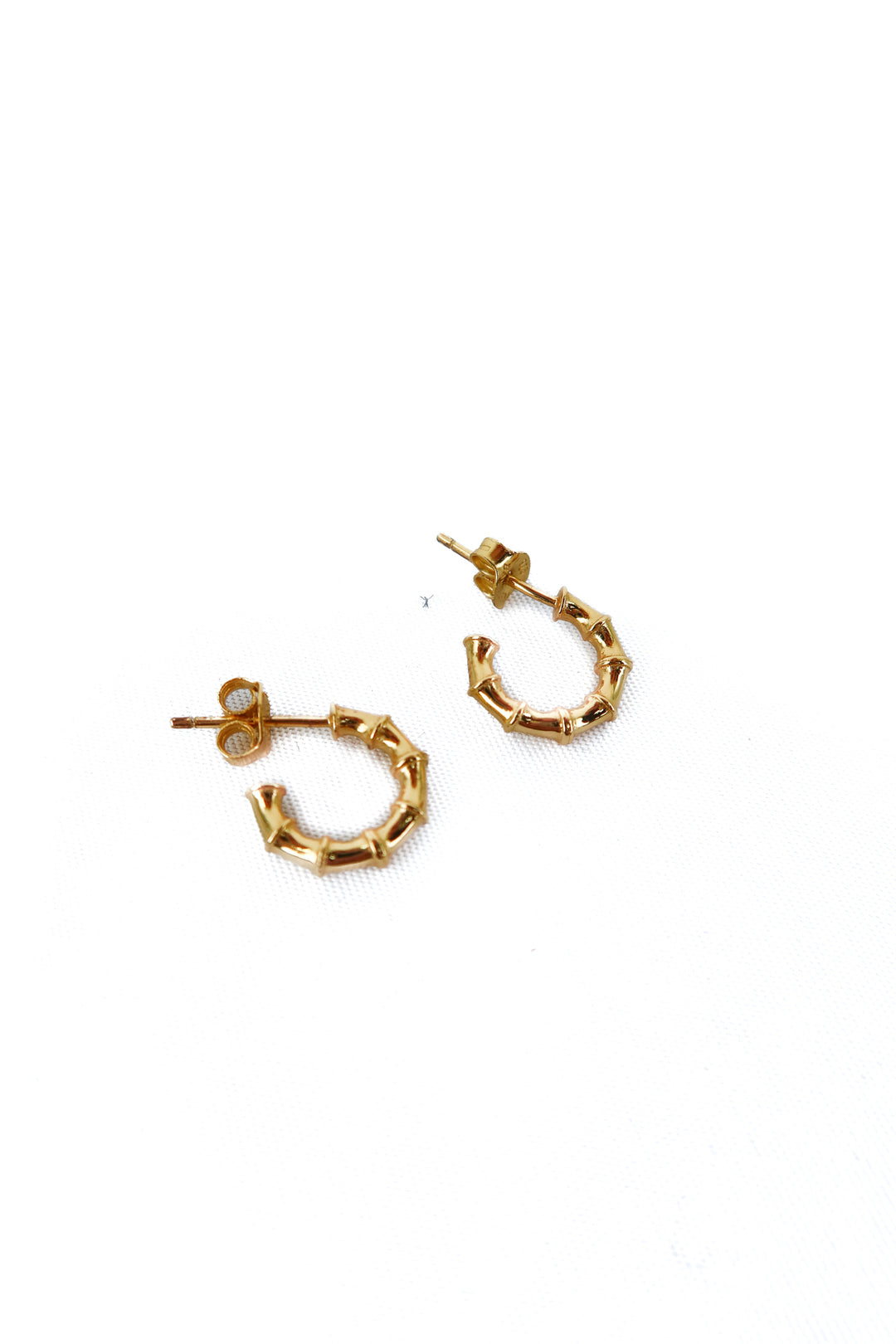 baublebar textured mini hoops (retail $36)