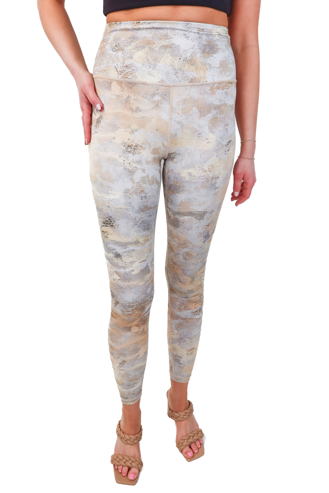 Athleta neutral snakeskin legging (xs)