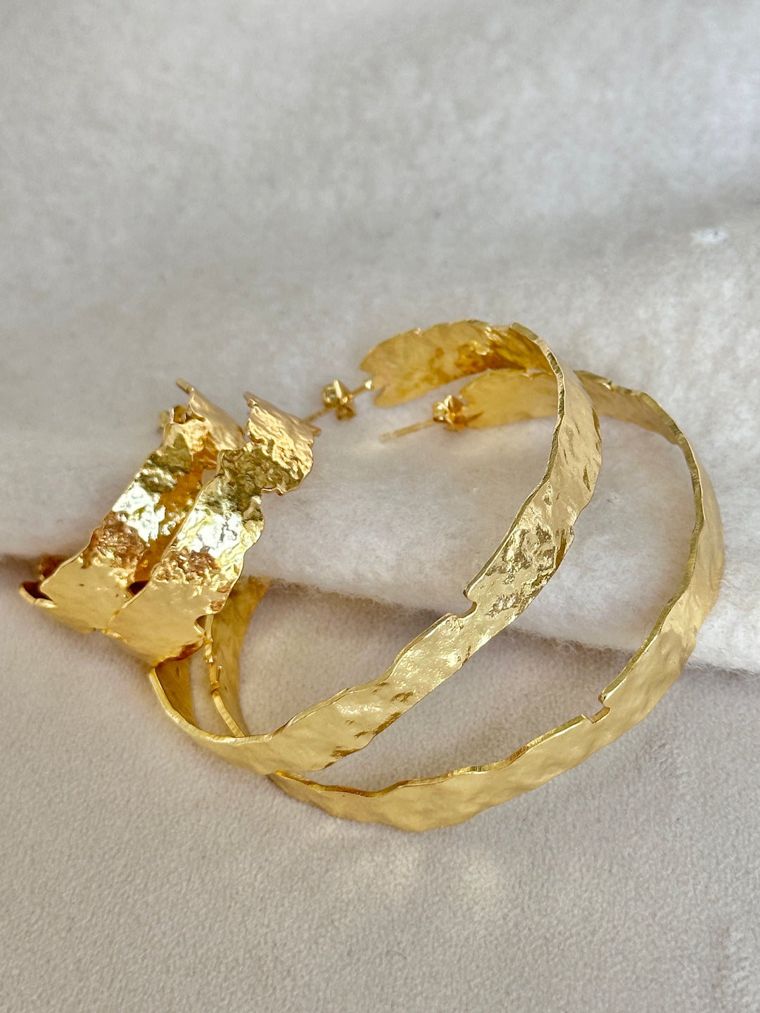 Easton Elle 18K-gold dipped hoops, large