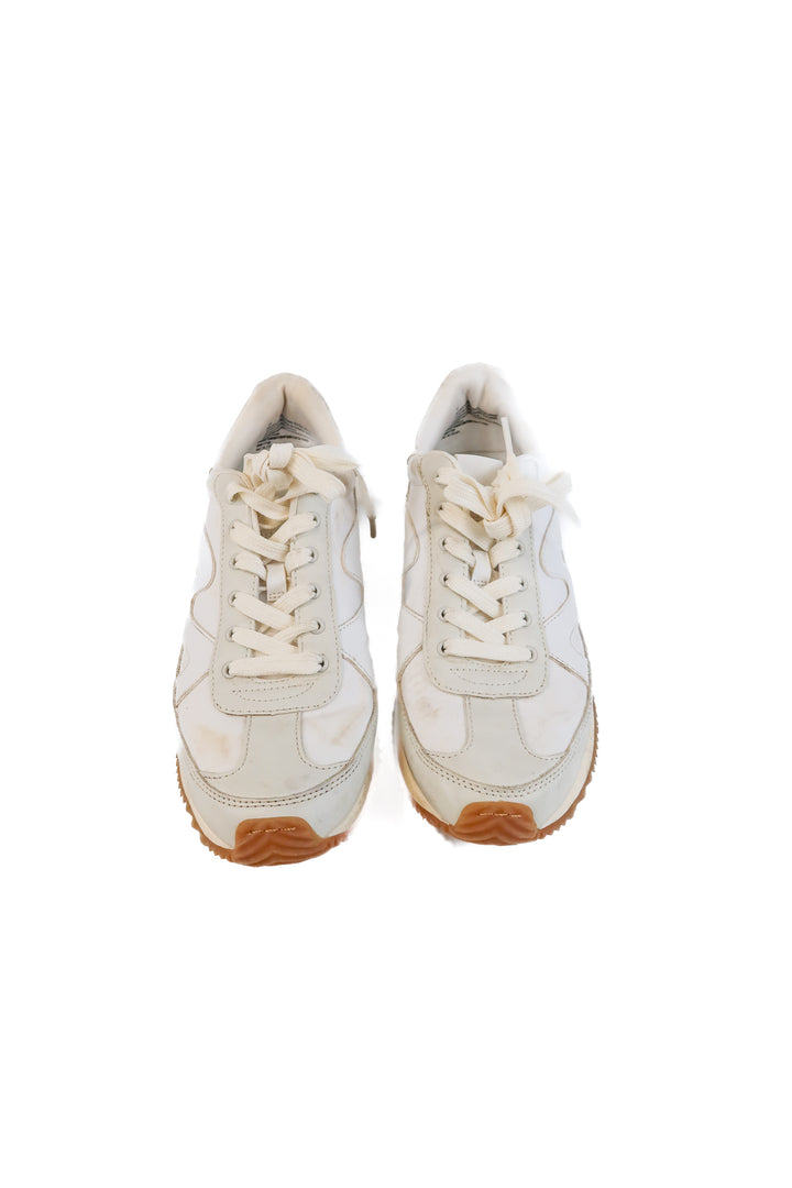 Universal threads neutral sneakers (10)