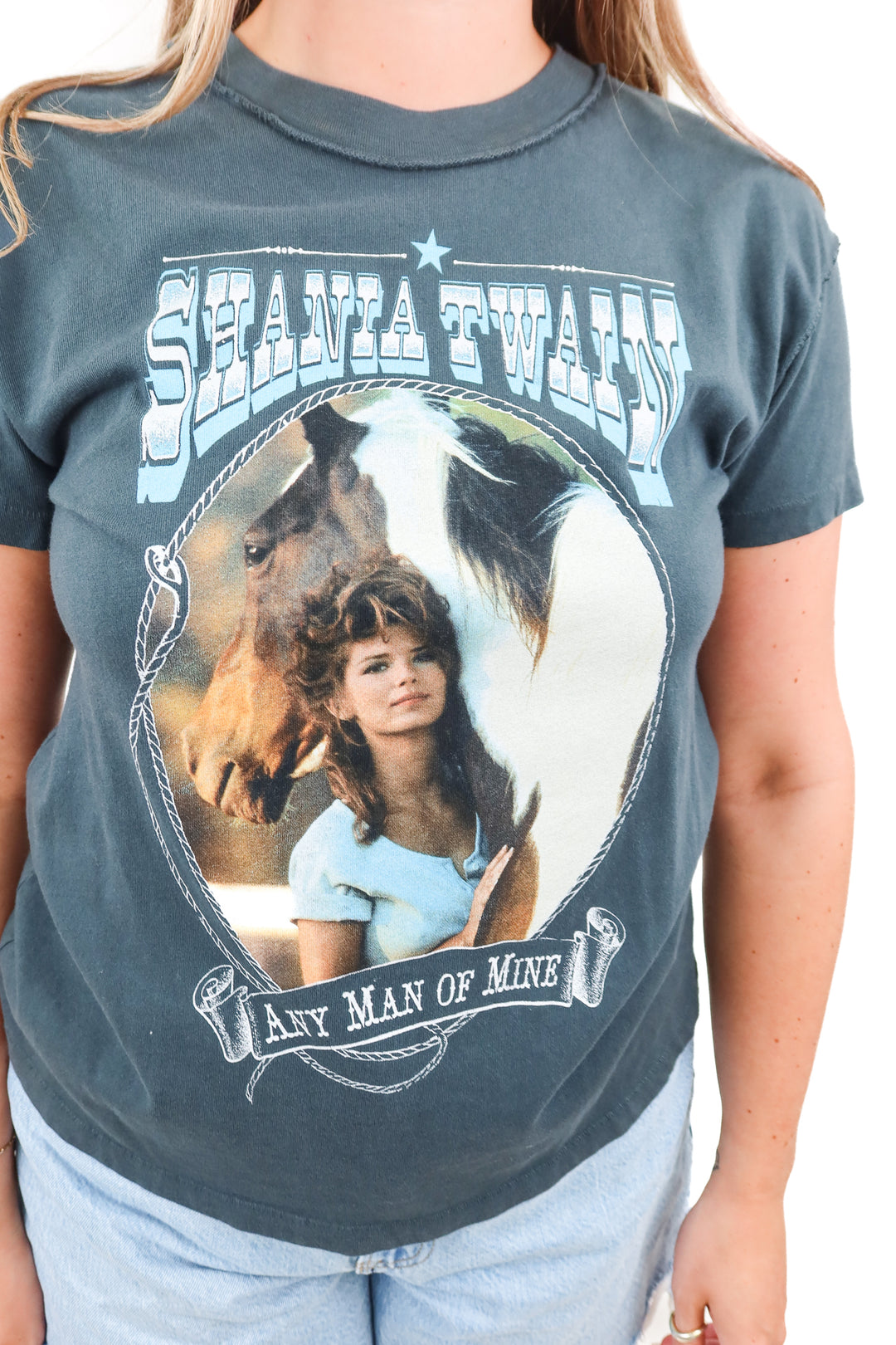 daydreamer shania twain graphic tee (m)