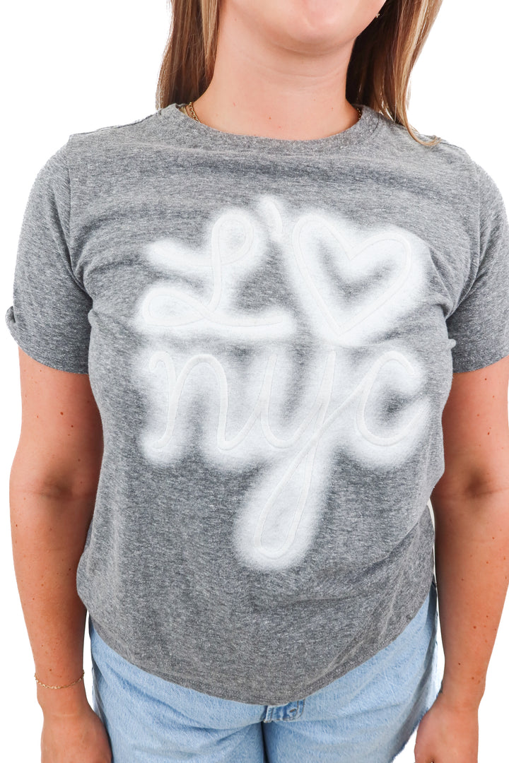 cinq a sept love NYC graphic tee (m)