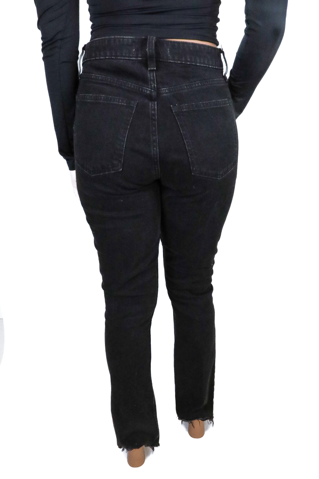 abercrombie and fitch black curve love high rise skinny jeans (27/4r; retail $90)