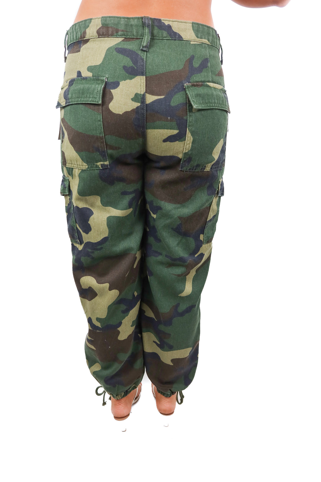 Superdown Camo Print Cargo Pants NWT (30)