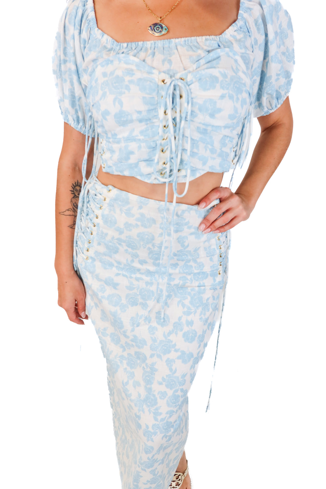 sabo skirt blue floral set (8; retail $294)