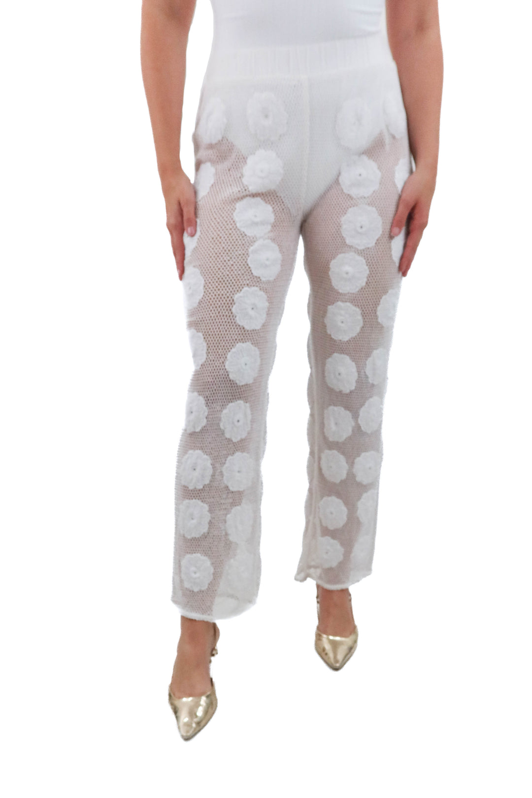 show me your mumu white crochet pant (m; retail $145)