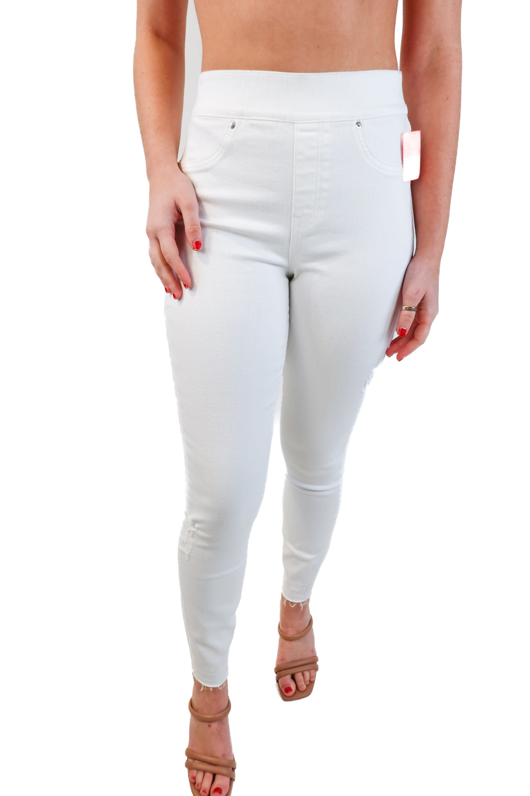 Spanx white distressed pull on skinny jeans NWT (xs; retails for $128)