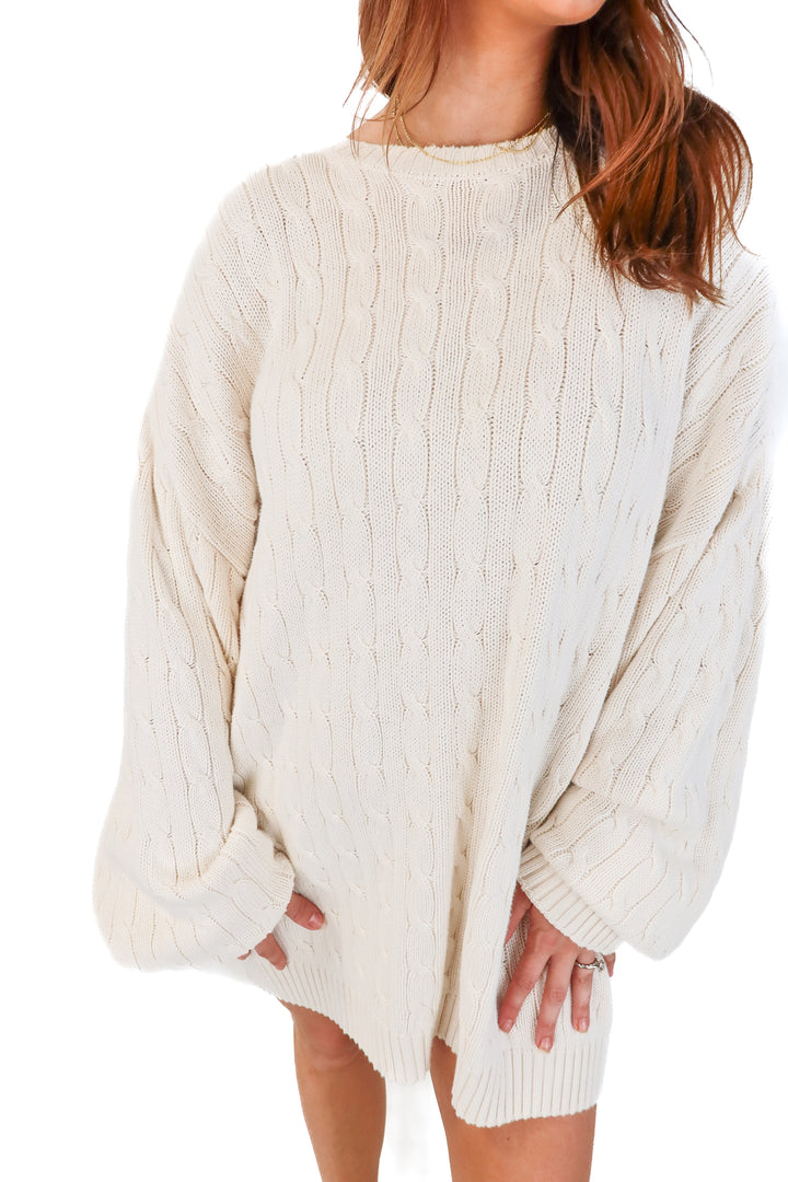 duckhead ivory cable knit sweater (XL)