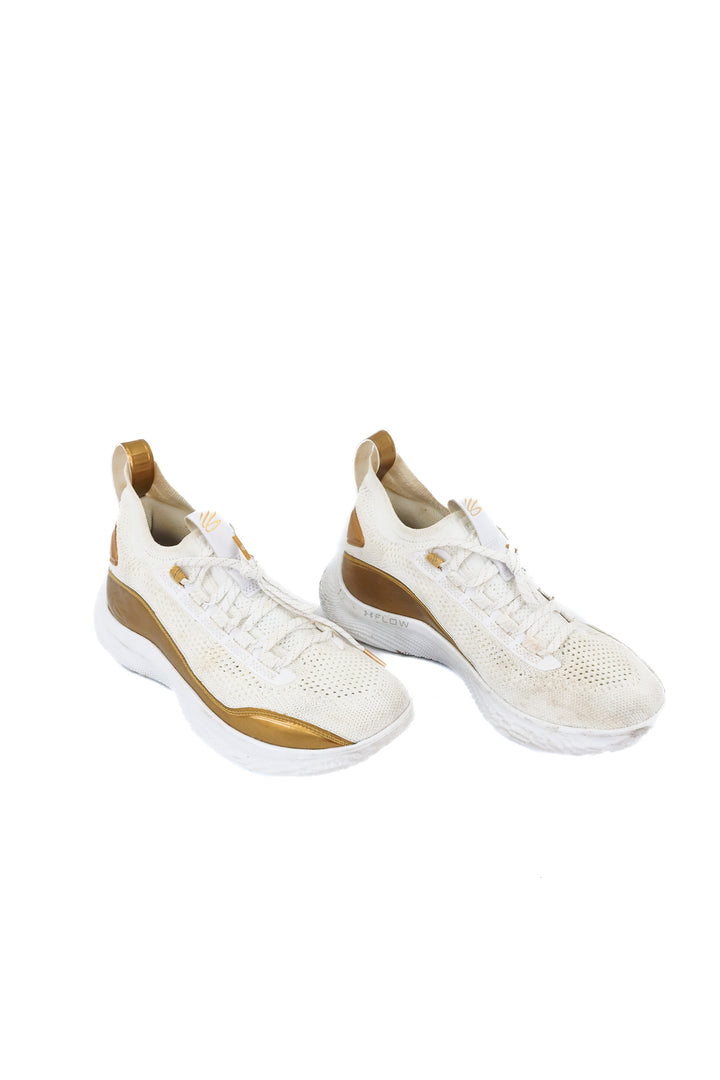 under armour white/gold knit running shoes (9; retail $165)