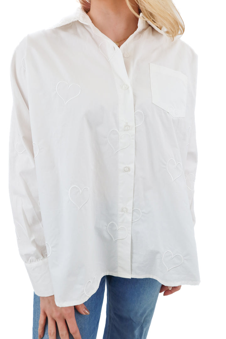 caryn lawn white heart button up top NWT (o/s; retail $109)