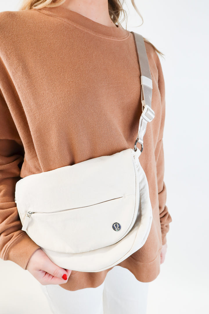 Lululemon cream All Night Festival Bag bag XL (retail $78)