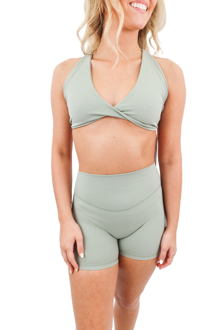 ACTA sage green active shorts set  NWT(S)
