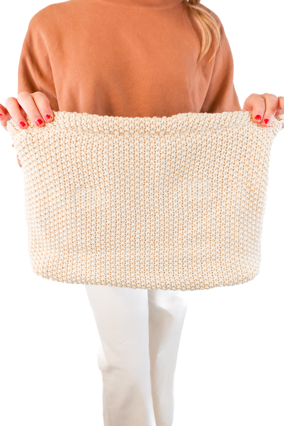 A new day cream knit large pouch