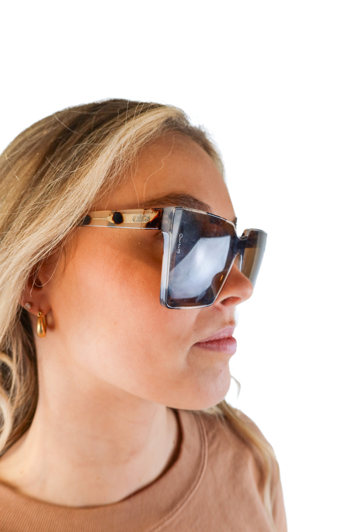 Otra Reme tortoise shell sunglasses (retail $65)