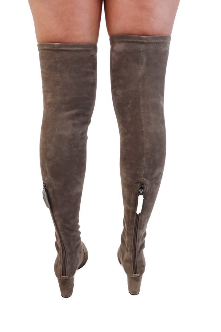 Gray suede tall boot (5.5/6)