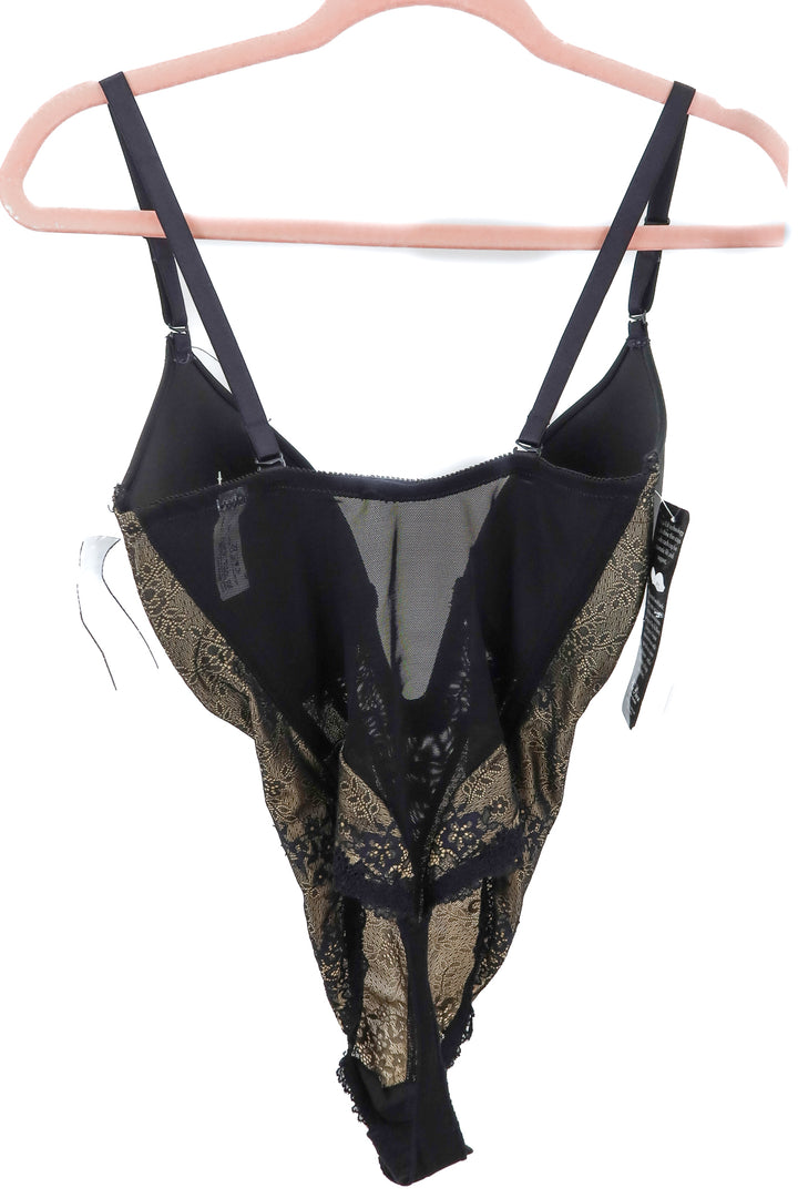Va bien ultra lift black bodysuit NWT (34E; retail $125)