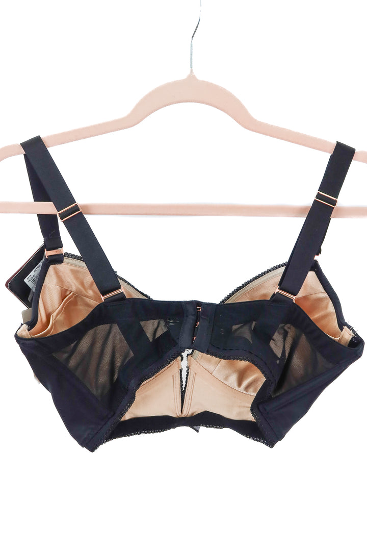 gossard vip black lace bra NWT (34D)