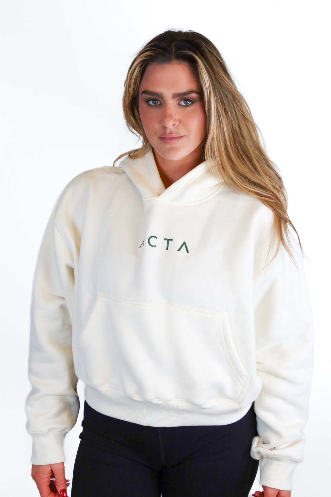 Acta Cream Sweatshirt NWT (L/XL; retail $65)*
