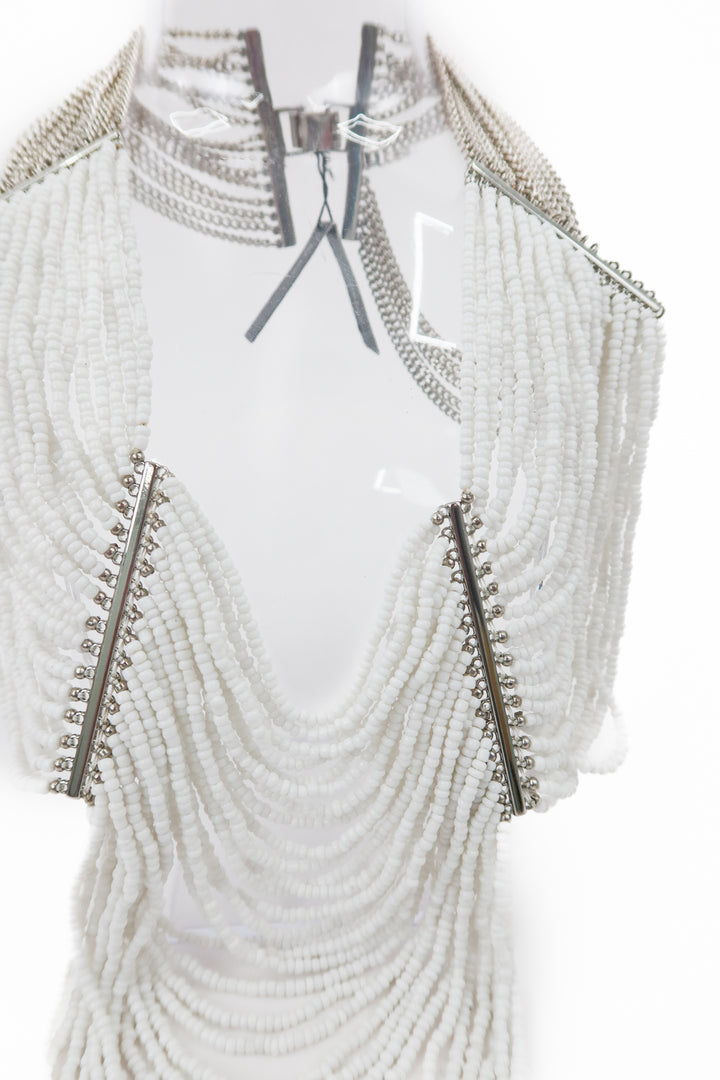 bcbg white/silver beaded statement necklace NWT (retails $158)