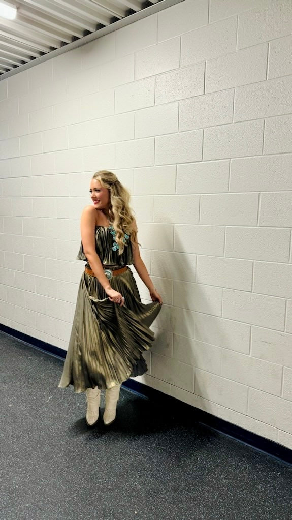 *AUCTION* anthropologie green pleated strapless top and skirt set (2)