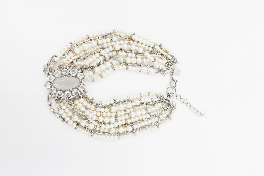 badgley mischka diamond/pearl statement necklace (retails $450)