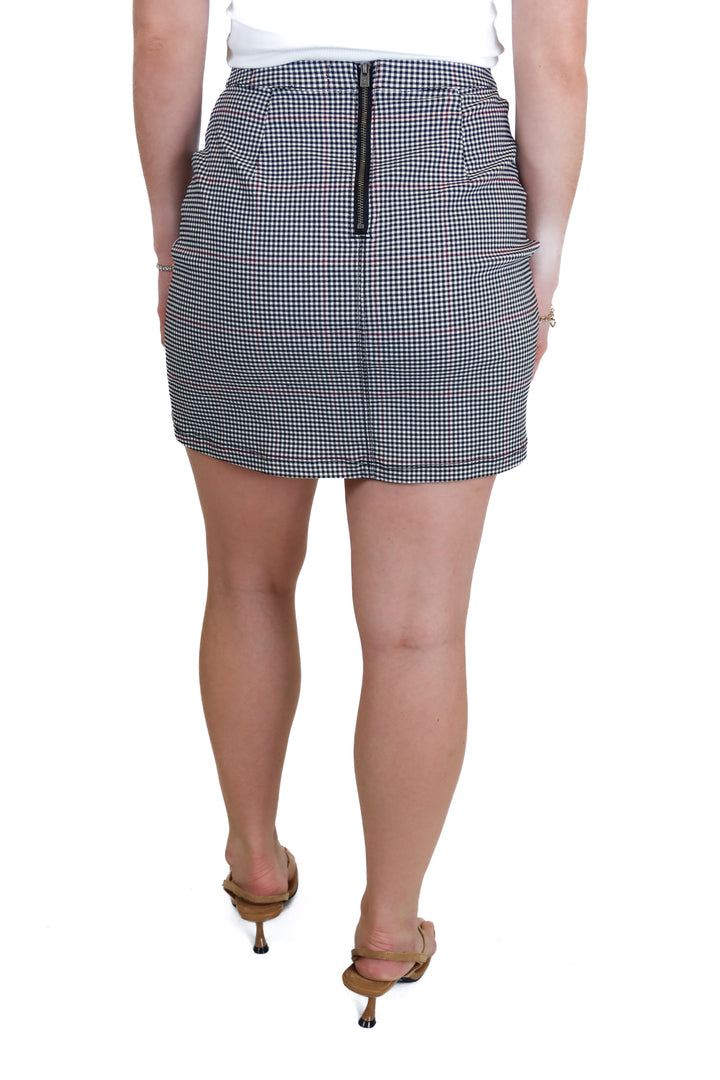 Hollister red, black and white gingham skirt (xs)*
