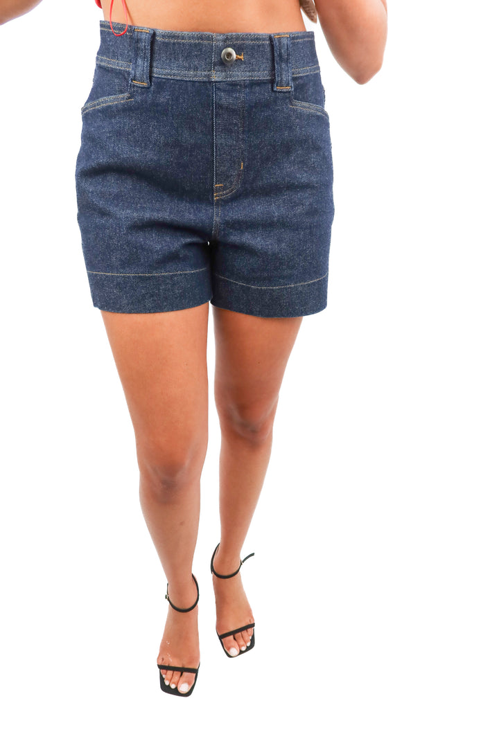 spanx dark wash pull on denim shorts (m; retail $88)