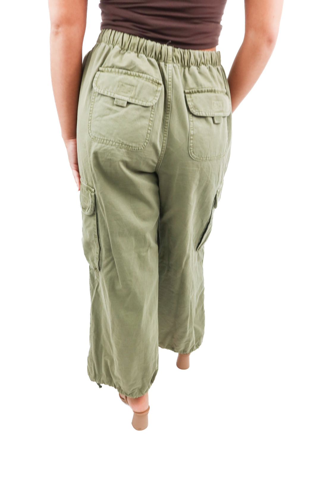 BP army green cargo joggers (S)