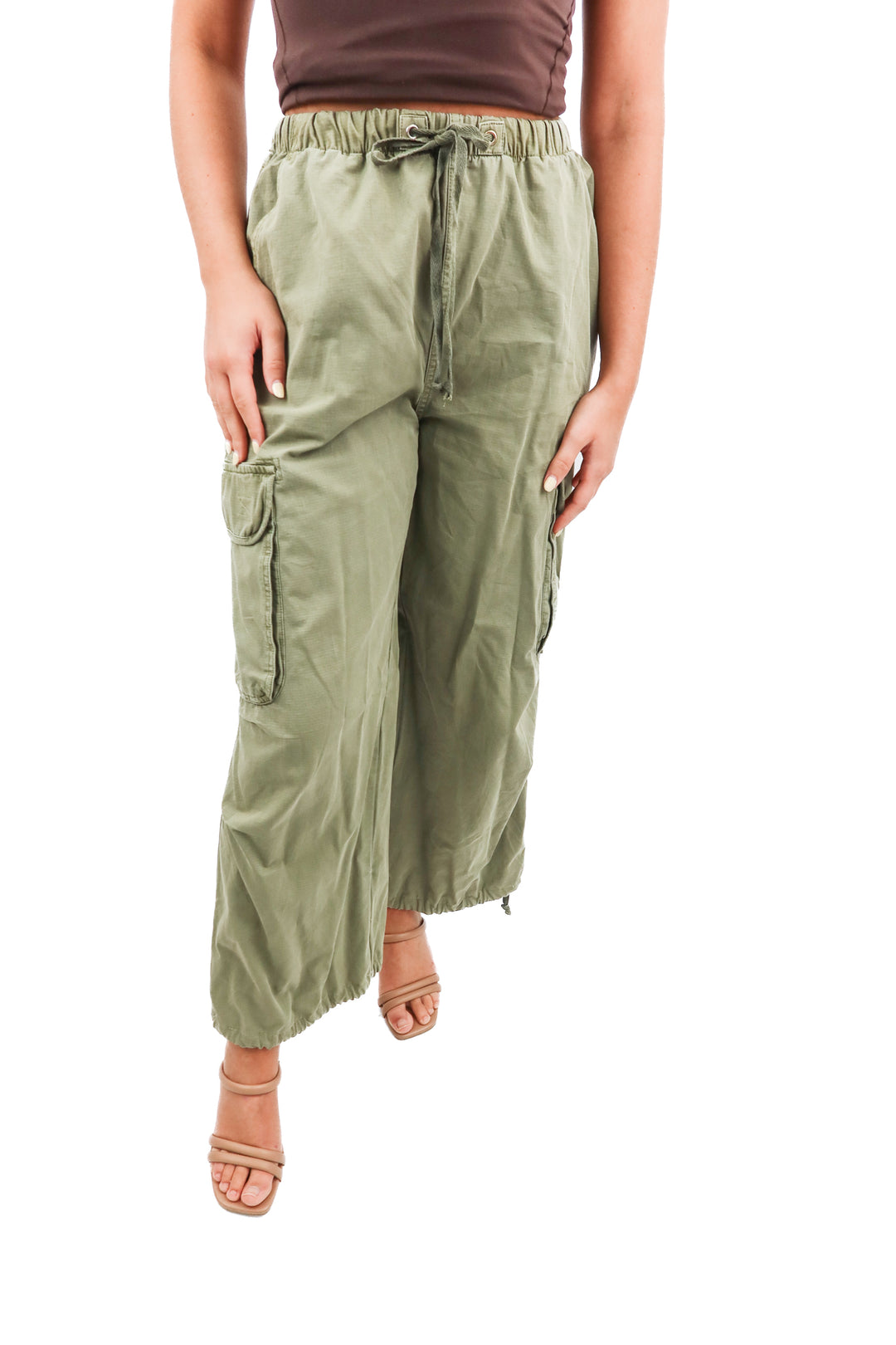 BP army green cargo joggers (S)